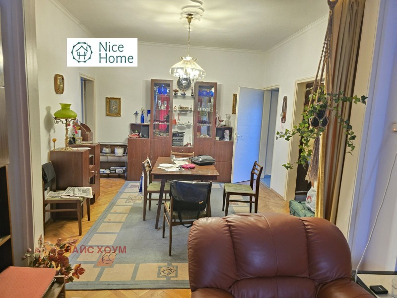 Продава 3-СТАЕН в град София, Център - 150 кв.м / 429 900 € » 840 811.32 лв., НАЙС ХОУМ
