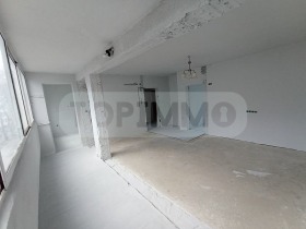 2 bedroom Sportna zala, Varna 1