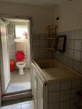 House Floor Tsentar, Targovishte 11