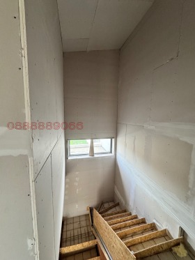 Hus Ravno pole, region Sofia 7