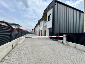 Hus Ravno pole, region Sofia 4