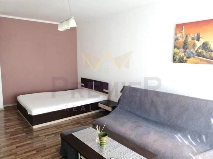 Продава  2-стаен, град София, Люлин 4 •  109 000 EUR • ID 49782971 — holmes.bg - [1] 