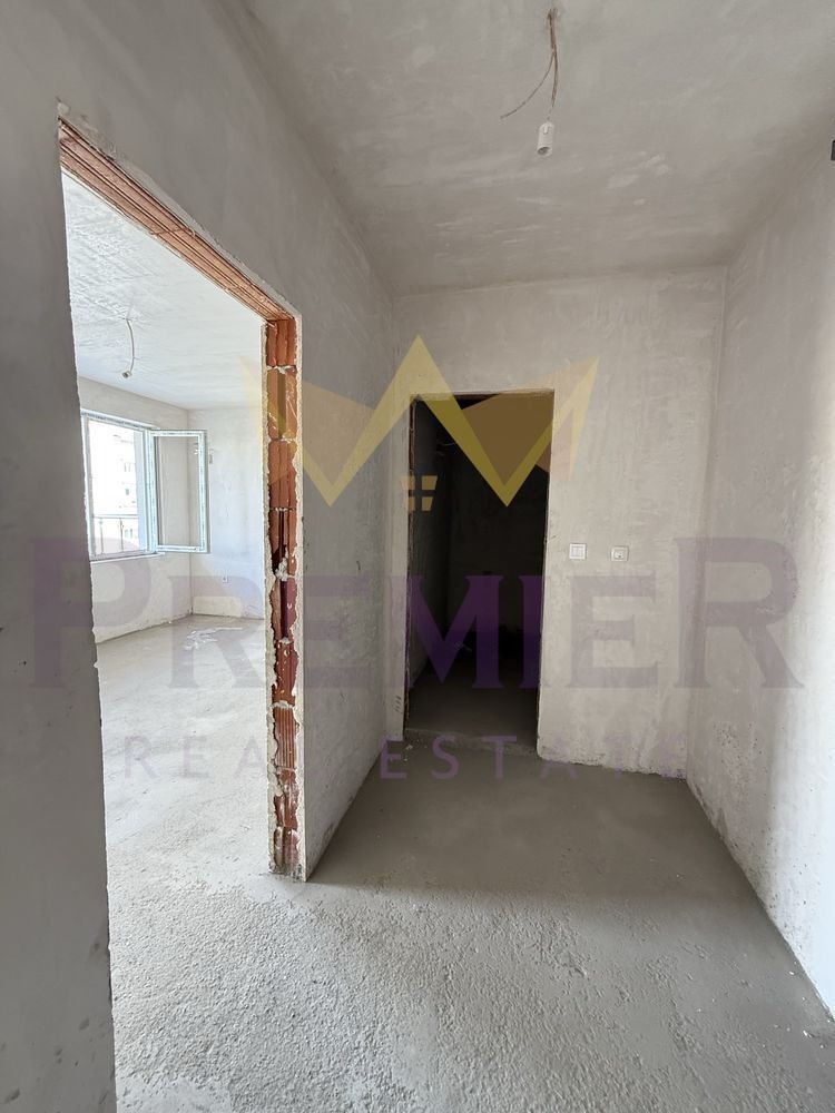 Продава 2-СТАЕН, гр. Пловдив, Остромила, снимка 3 - Апартаменти - 54131173