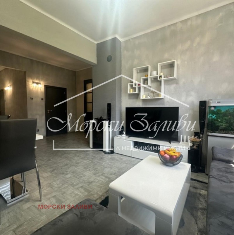 De vânzare  3+ dormitor Burgas , Țentâr , 130 mp | 91013643