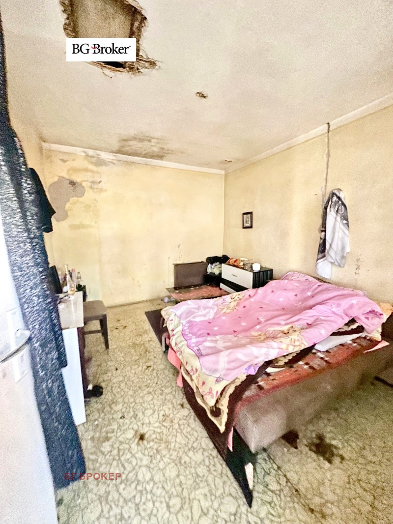 Продава КЪЩА, гр. Бургас, Победа, снимка 8 - Къщи - 52549377