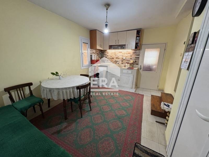 Продава КЪЩА, с. Драгижево, област Велико Търново, снимка 9 - Къщи - 54453091