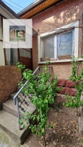 Продава КЪЩА, гр. Русе, Център, снимка 2