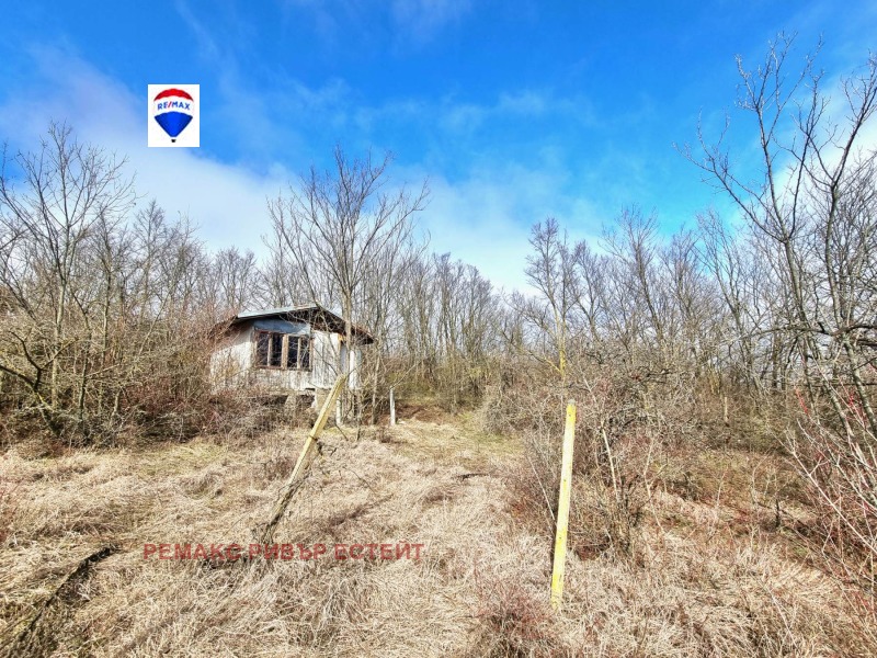 Продава ВИЛА в област Русе, с. Николово - 200 кв.м / 5 500 € » 10 757.07 лв., РЕМАКС РИВЪР ЕСТЕЙТ