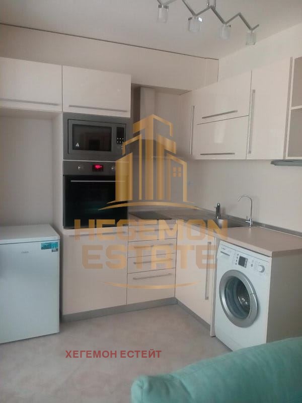 Продава  2-стаен, град Варна, Възраждане 1 •  130 000 EUR • ID 65110374 — holmes.bg - [1] 