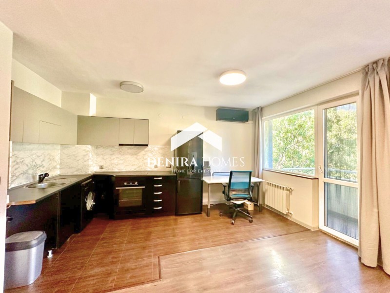 Продава 2-СТАЕН, гр. София, Банишора, снимка 2 - Апартаменти - 52035422