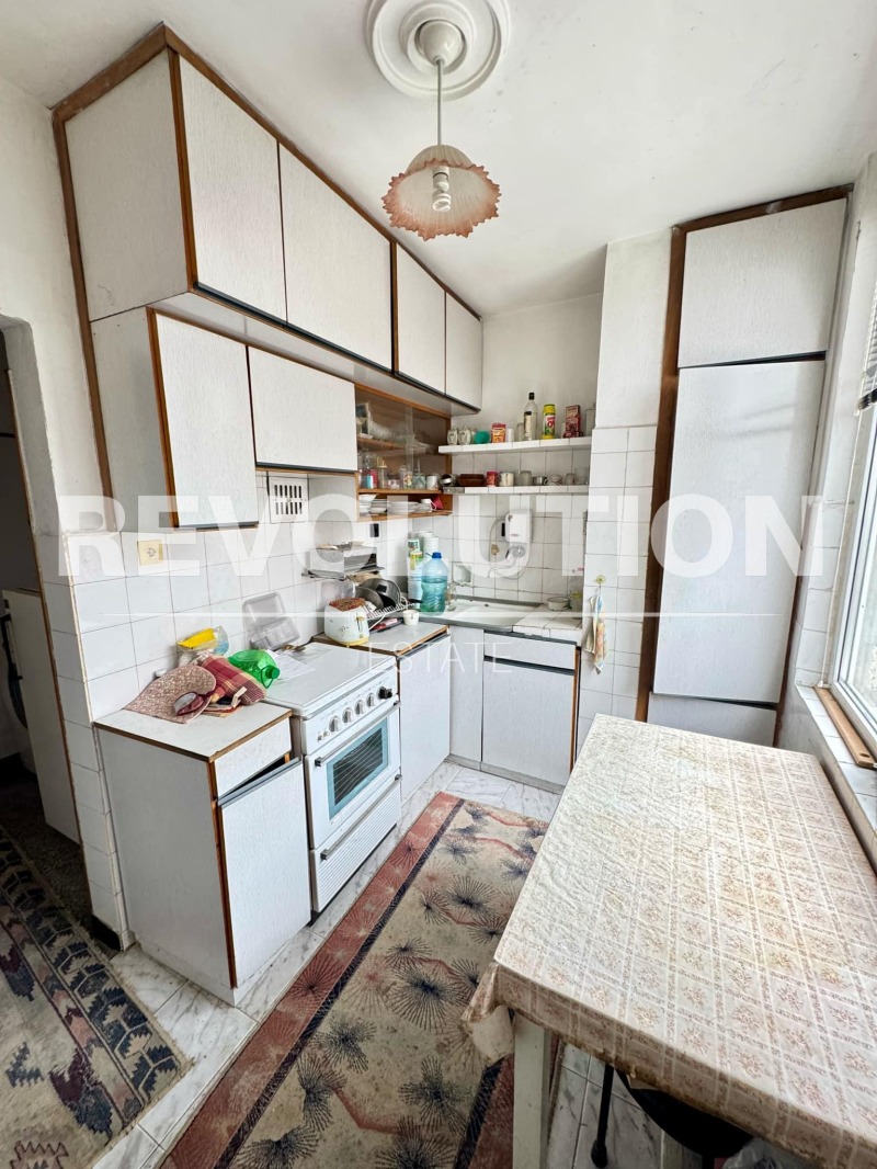 Продава МНОГОСТАЕН, гр. Пловдив, Въстанически, снимка 4 - Aпартаменти - 49316949