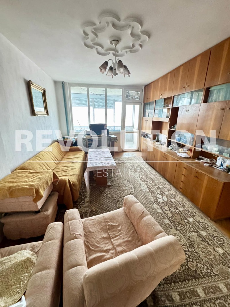 Продава МНОГОСТАЕН, гр. Пловдив, Въстанически, снимка 1 - Aпартаменти - 49316949