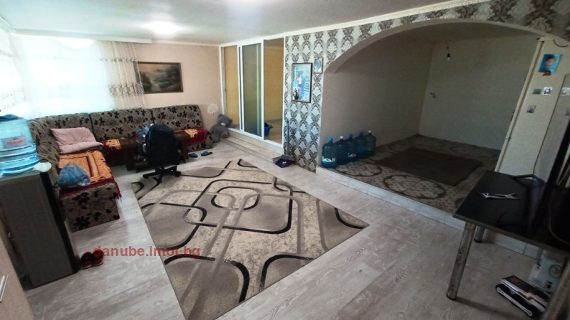 Till salu  Hus Ruse , Rodina 2 , 112 kvm | 77593369 - bild [2]