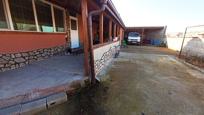 Till salu  Hus Ruse , Rodina 2 , 112 kvm | 77593369 - bild [13]