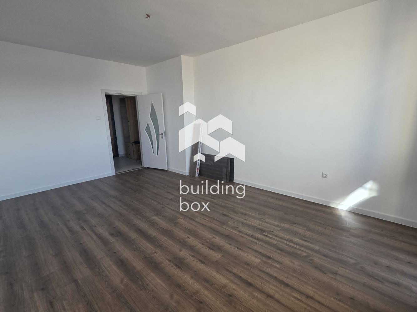 Продава 3-СТАЕН, гр. София, Толстой, снимка 2 - Апартаменти - 54591782