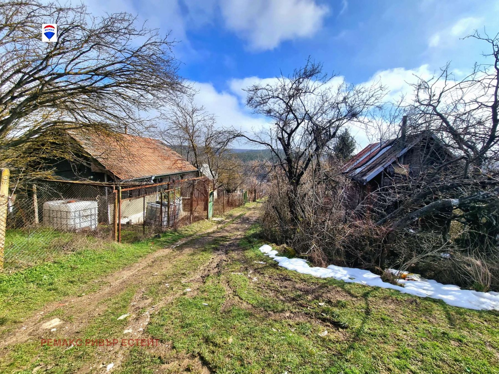 Продава ВИЛА, с. Николово, област Русе, снимка 12 - Вили - 53780458