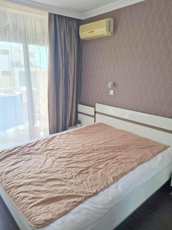 Продава 3-СТАЕН, гр. Свети Влас, област Бургас, снимка 2 - Апартаменти - 52612792