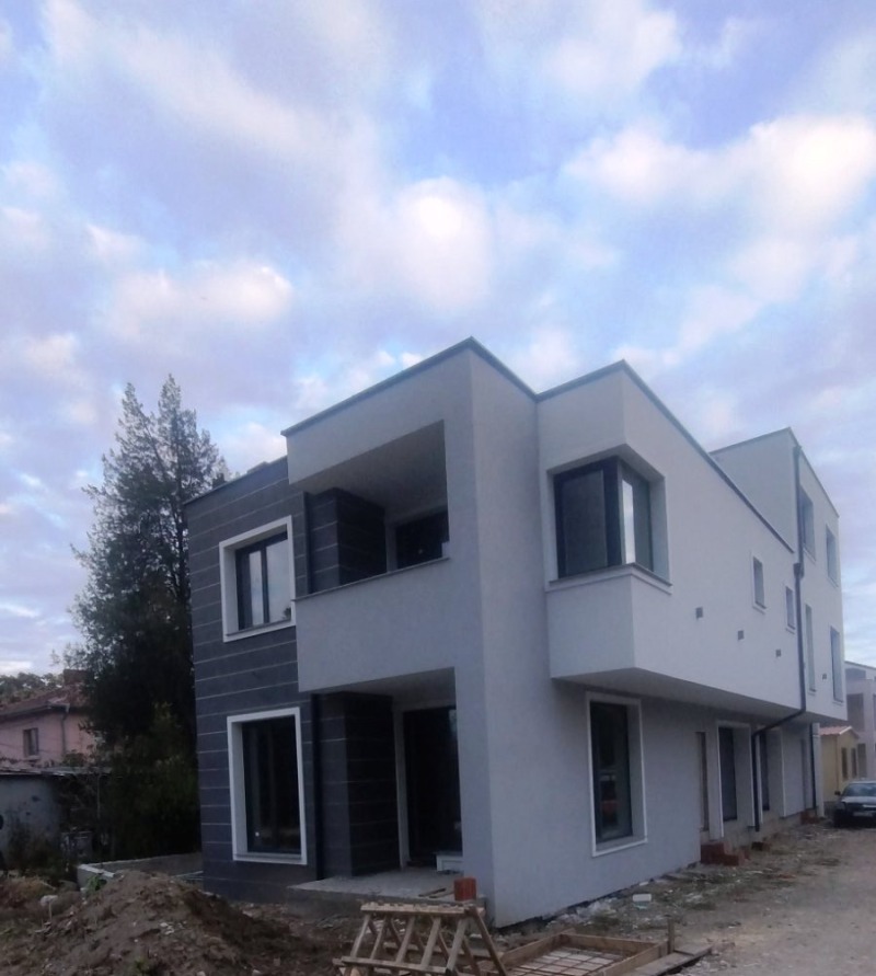 Продава КЪЩА, гр. Пловдив, Беломорски, снимка 9 - Къщи - 52838608