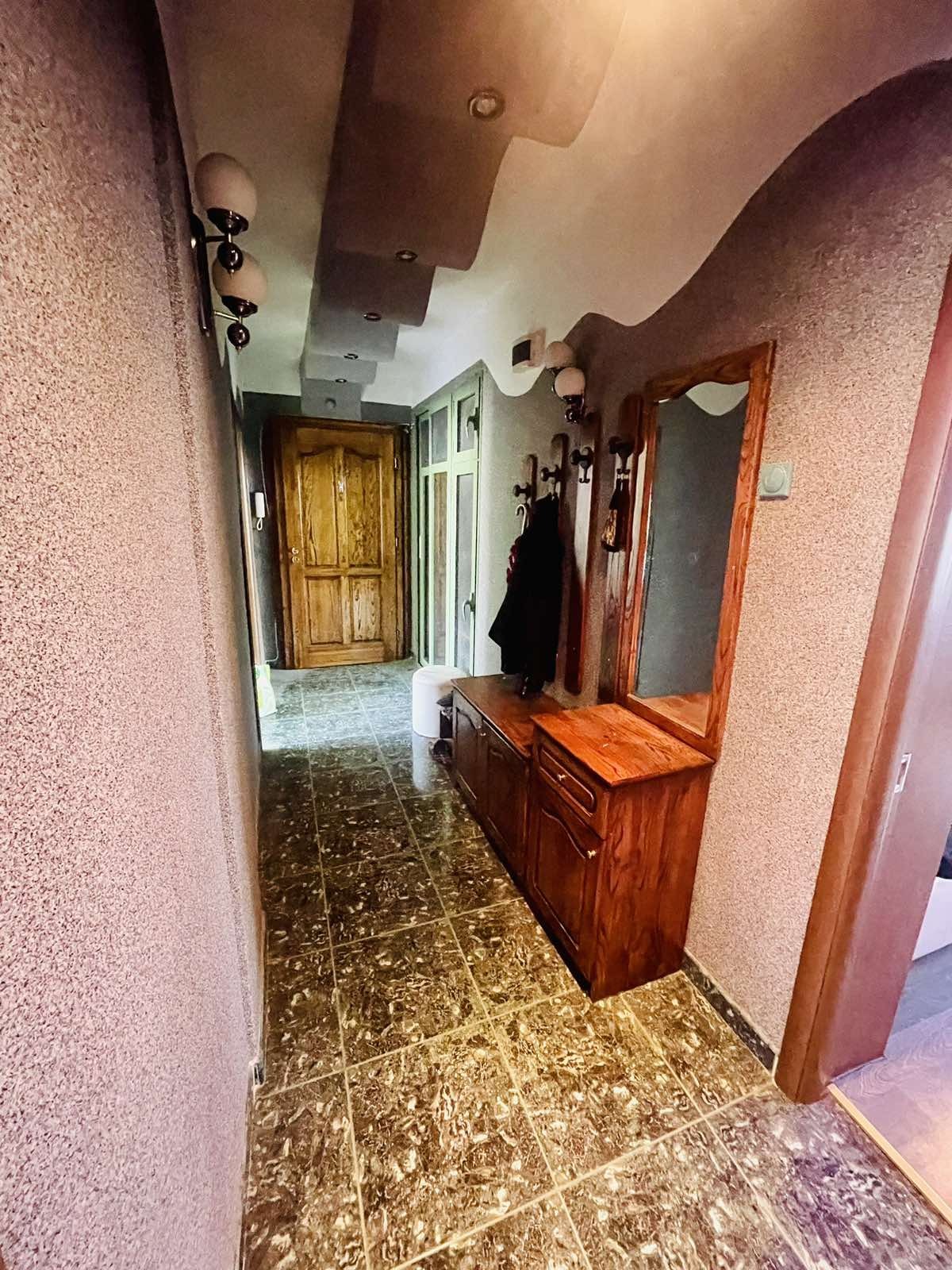 Продава 3-СТАЕН, гр. Шумен, Пазара, снимка 7 - Апартаменти - 54263973