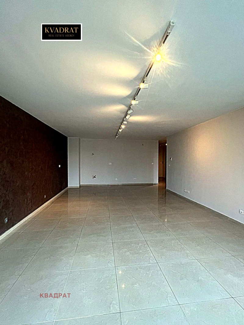 À venda  1 quarto Sofia , Studentski grad , 113 m² | 65033944 - imagem [8]
