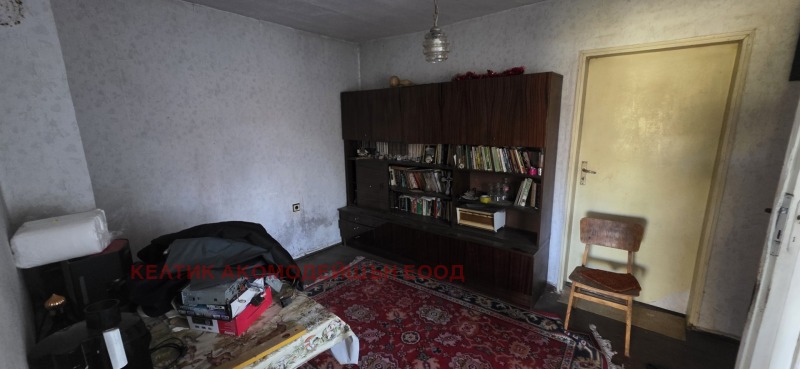 Продава КЪЩА, гр. Дупница, област Кюстендил, снимка 13 - Къщи - 52247015