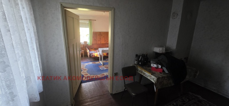 Продава КЪЩА, гр. Дупница, област Кюстендил, снимка 12 - Къщи - 52247015