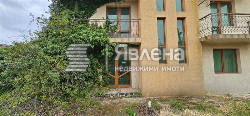 Продава ХОТЕЛ, с. Камен бряг, област Добрич, снимка 4 - Хотели - 55125418
