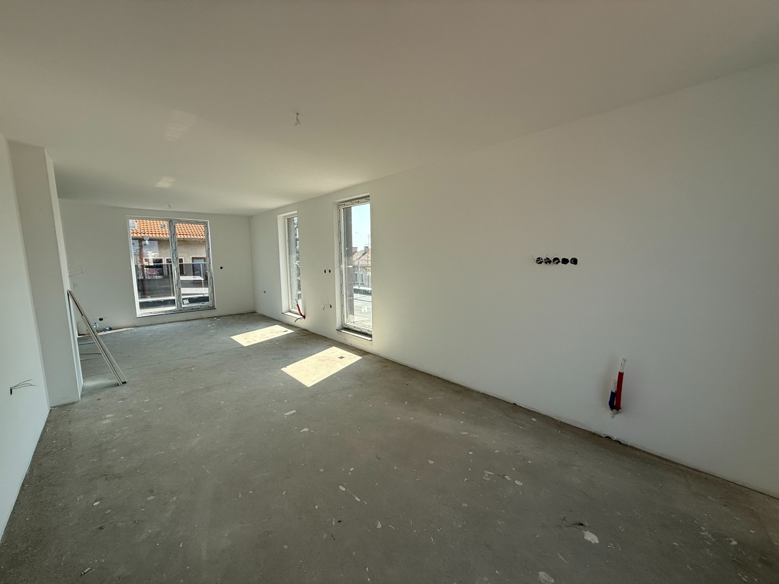 Продава 3-СТАЕН, гр. Пловдив, Коматево, снимка 2 - Апартаменти - 55135586