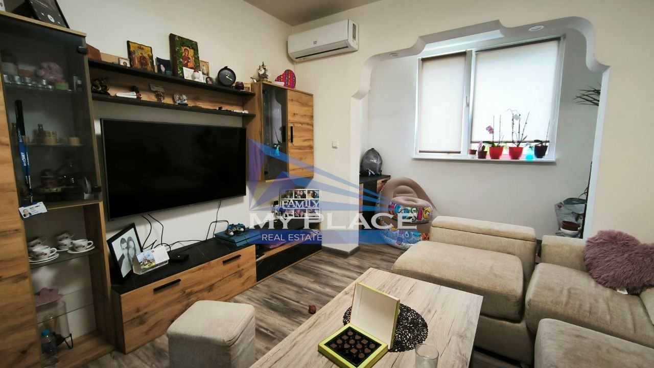 Продава МНОГОСТАЕН, гр. Шумен, Тракия, снимка 2 - Апартаменти - 49837510