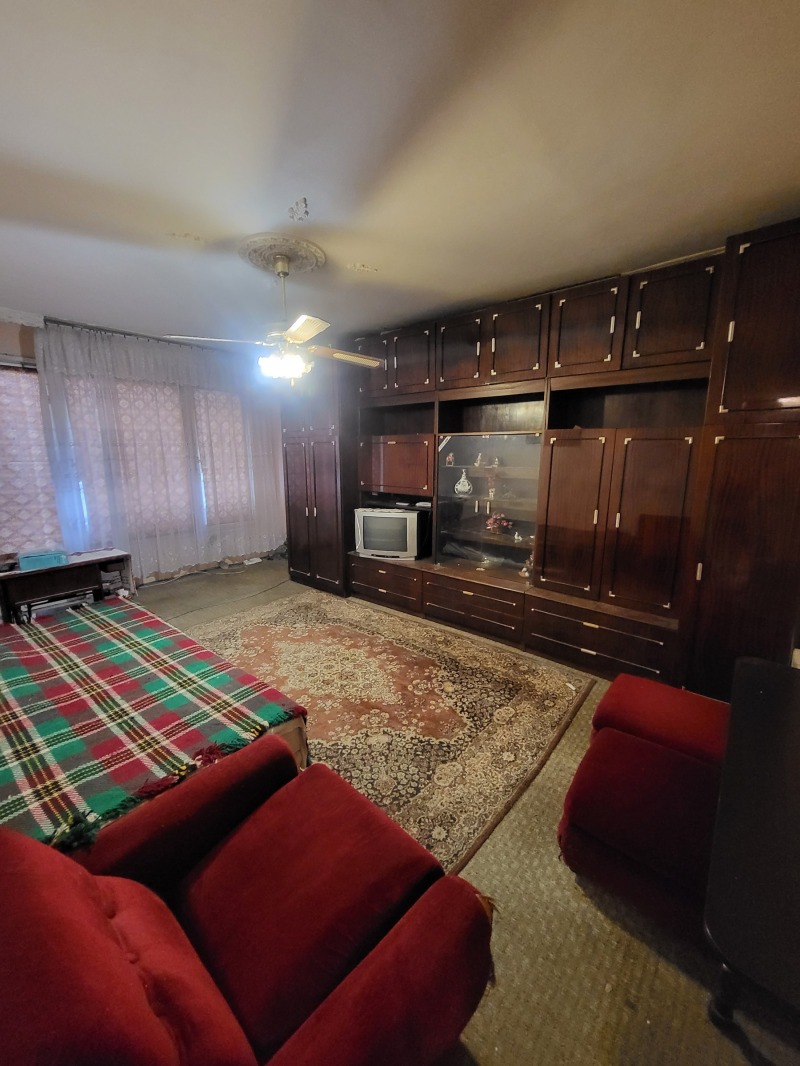 Продава  2-стаен град Плевен , Дружба 3 , 63 кв.м | 50668241 - изображение [2]