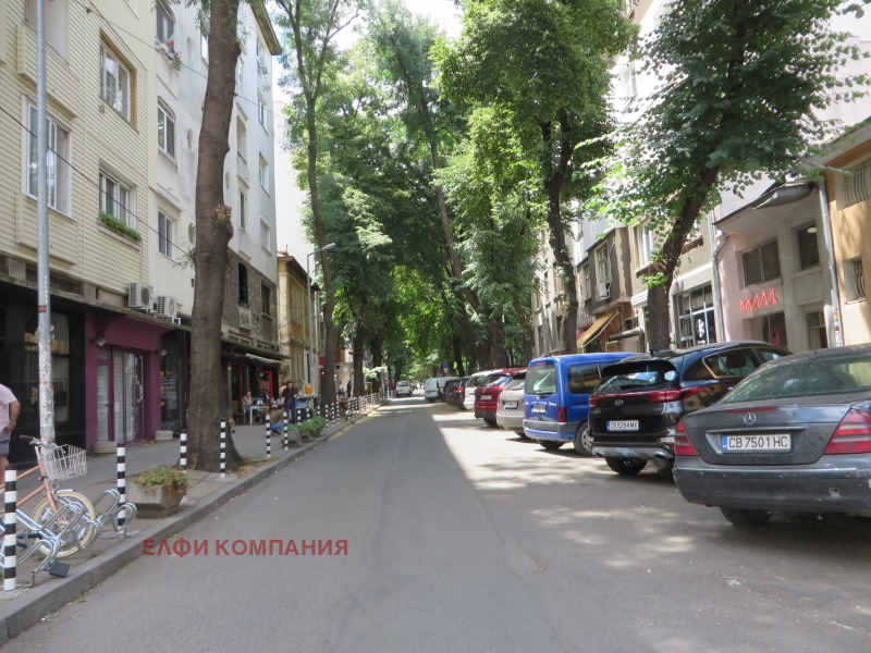 Продава  3-стаен град София , Център , 90 кв.м | 88083528