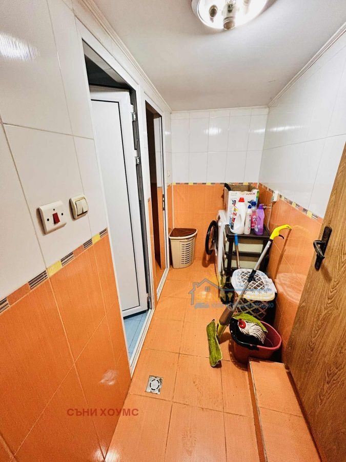 Продава КЪЩА, гр. Велико Търново, Света гора, снимка 9 - Къщи - 52649177