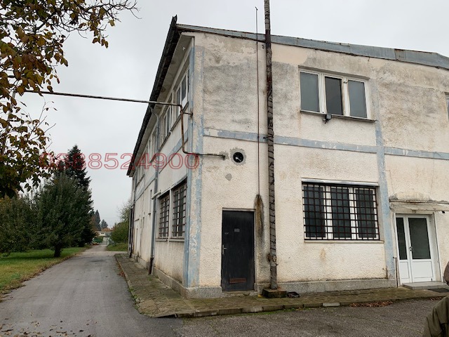 Продава ПРОМ. ПОМЕЩЕНИЕ, гр. Ботевград, област София област, снимка 2 - Производствени сгради - 53703074