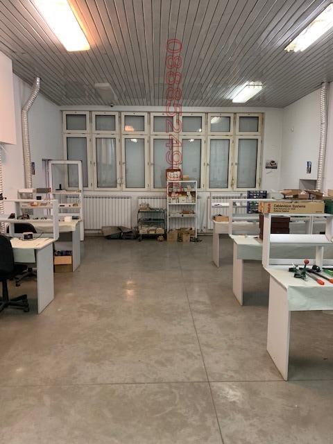 Продава ПРОМ. ПОМЕЩЕНИЕ, гр. Ботевград, област София област, снимка 9 - Производствени сгради - 53703074