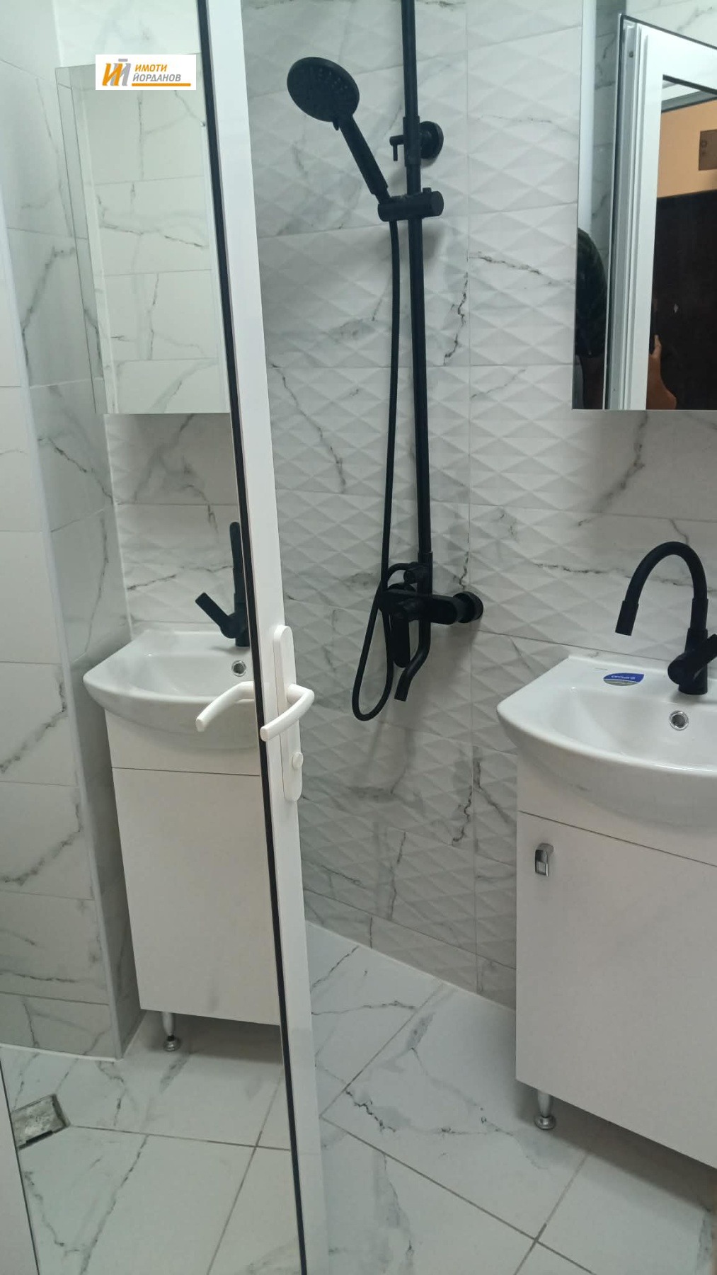 Продава 3-СТАЕН, гр. Велико Търново, Бузлуджа, снимка 7 - Апартаменти - 56125470