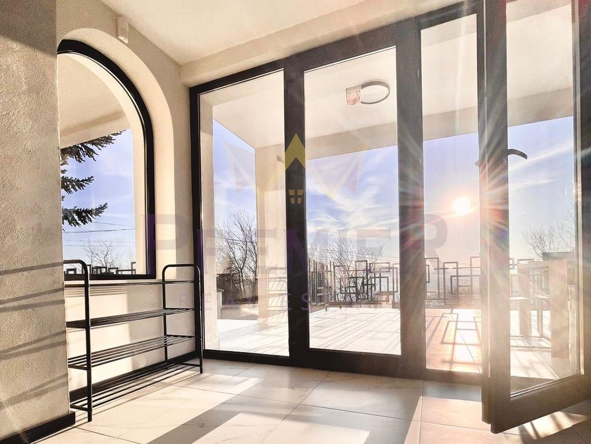 Продава КЪЩА, гр. Балчик, област Добрич, снимка 11 - Къщи - 54674742