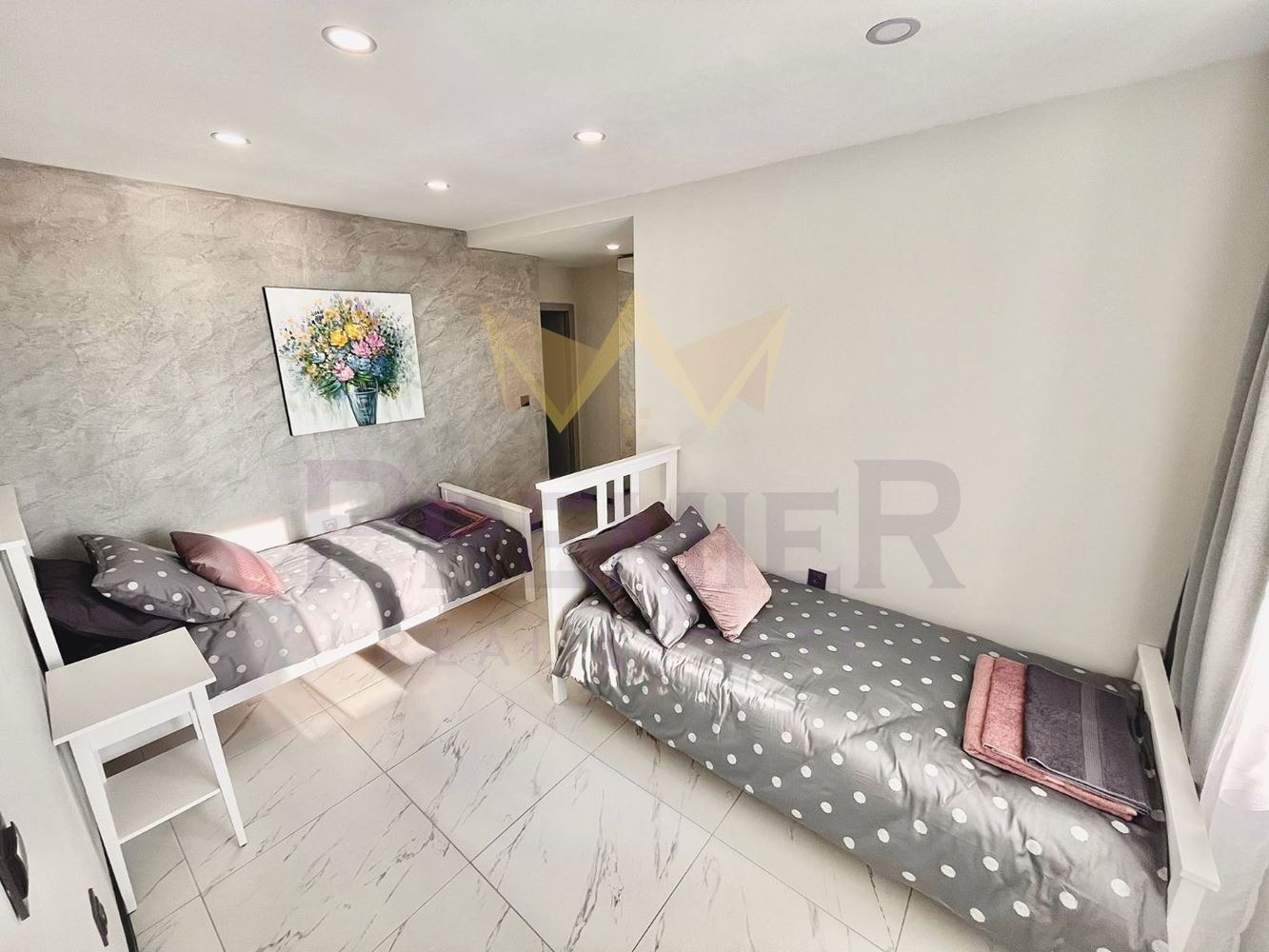 Продава КЪЩА, гр. Балчик, област Добрич, снимка 8 - Къщи - 54674742