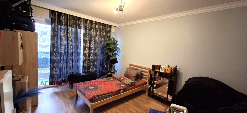 Продава 2-СТАЕН в град София, Банишора - 61 кв.м / 185 000 € » 361 828.55 лв., АГЕНЦИЯ КОМФОРТ