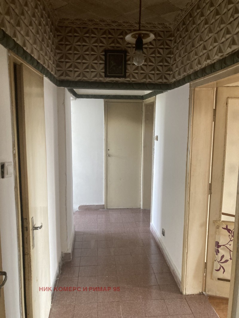 In vendita  2 camere da letto Sofia , Svoboda , 95 mq | 72176360