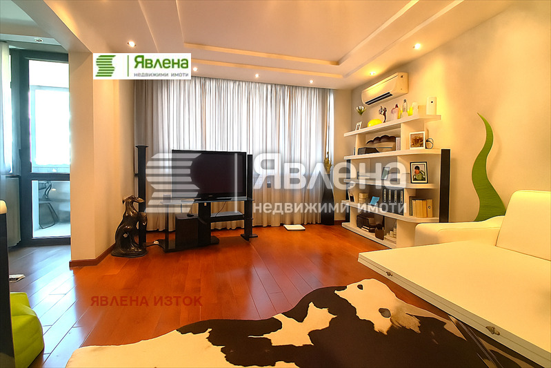 Продава 3-СТАЕН, гр. София, Зона Б-5, снимка 2 - Апартаменти - 54222032