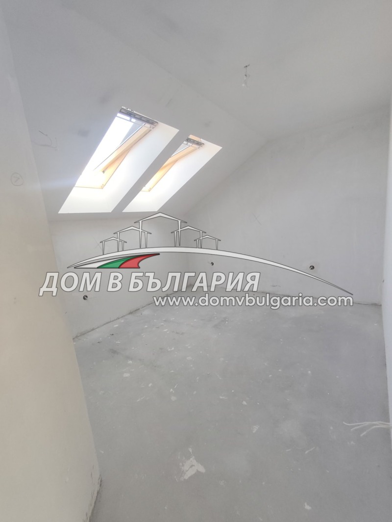 Продава 4-СТАЕН, гр. Варна, Лятно кино Тракия, снимка 4 - Апартаменти - 52272063