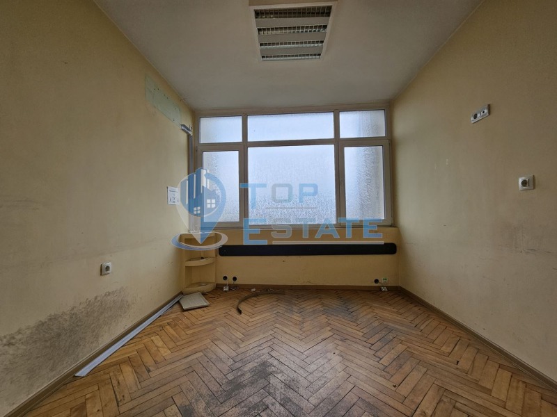 In vendita  Ufficio Veliko Tarnovo , Tsentar , 408 mq | 90900892 - Immagine [14]