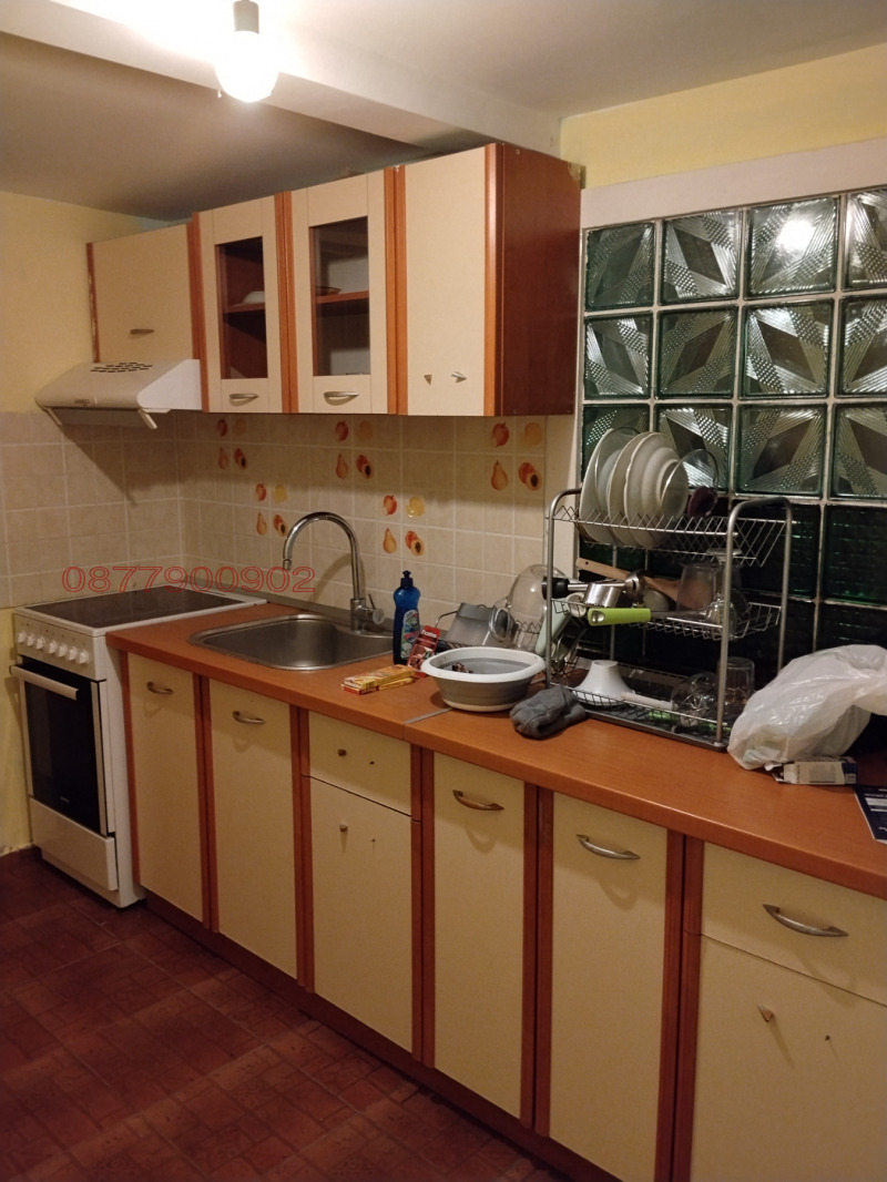 Продава КЪЩА, с. Старозагорски бани, област Стара Загора, снимка 12 - Къщи - 53450124