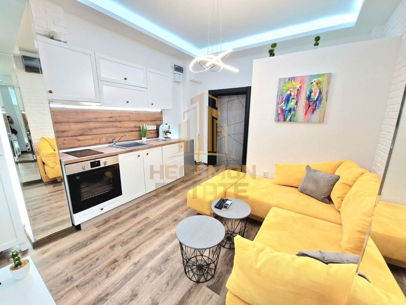 Продава 1-СТАЕН, гр. Варна, Център, снимка 2 - Апартаменти - 54562900