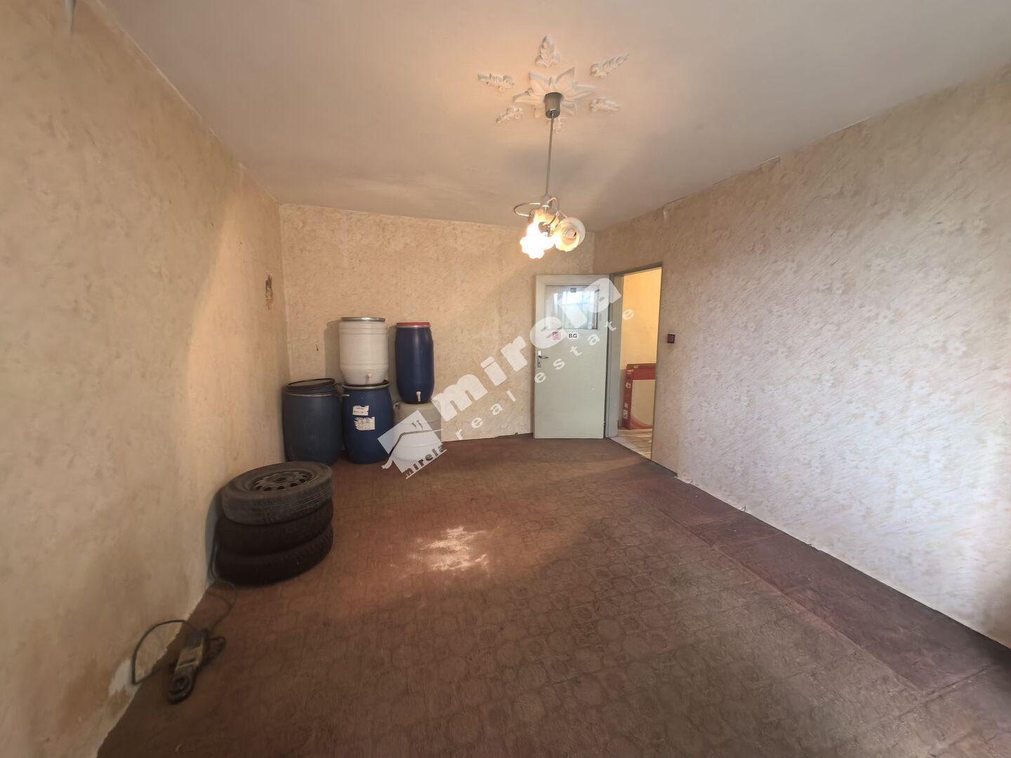 Продава 2-СТАЕН, гр. Ямбол, Диана, снимка 6 - Апартаменти - 54967260