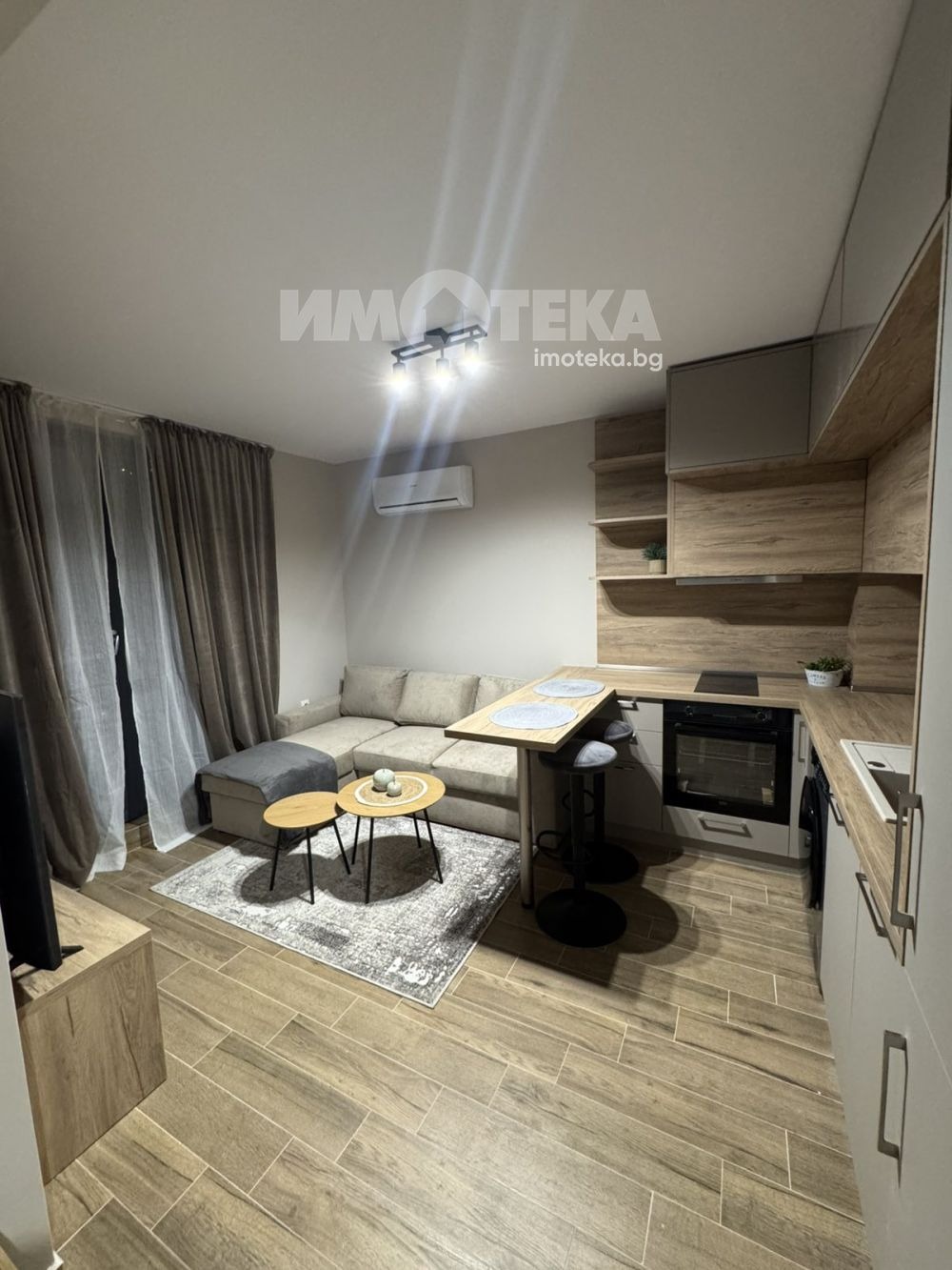 Продава 2-СТАЕН, гр. Пловдив, Младежки Хълм, снимка 2 - Апартаменти - 55428177