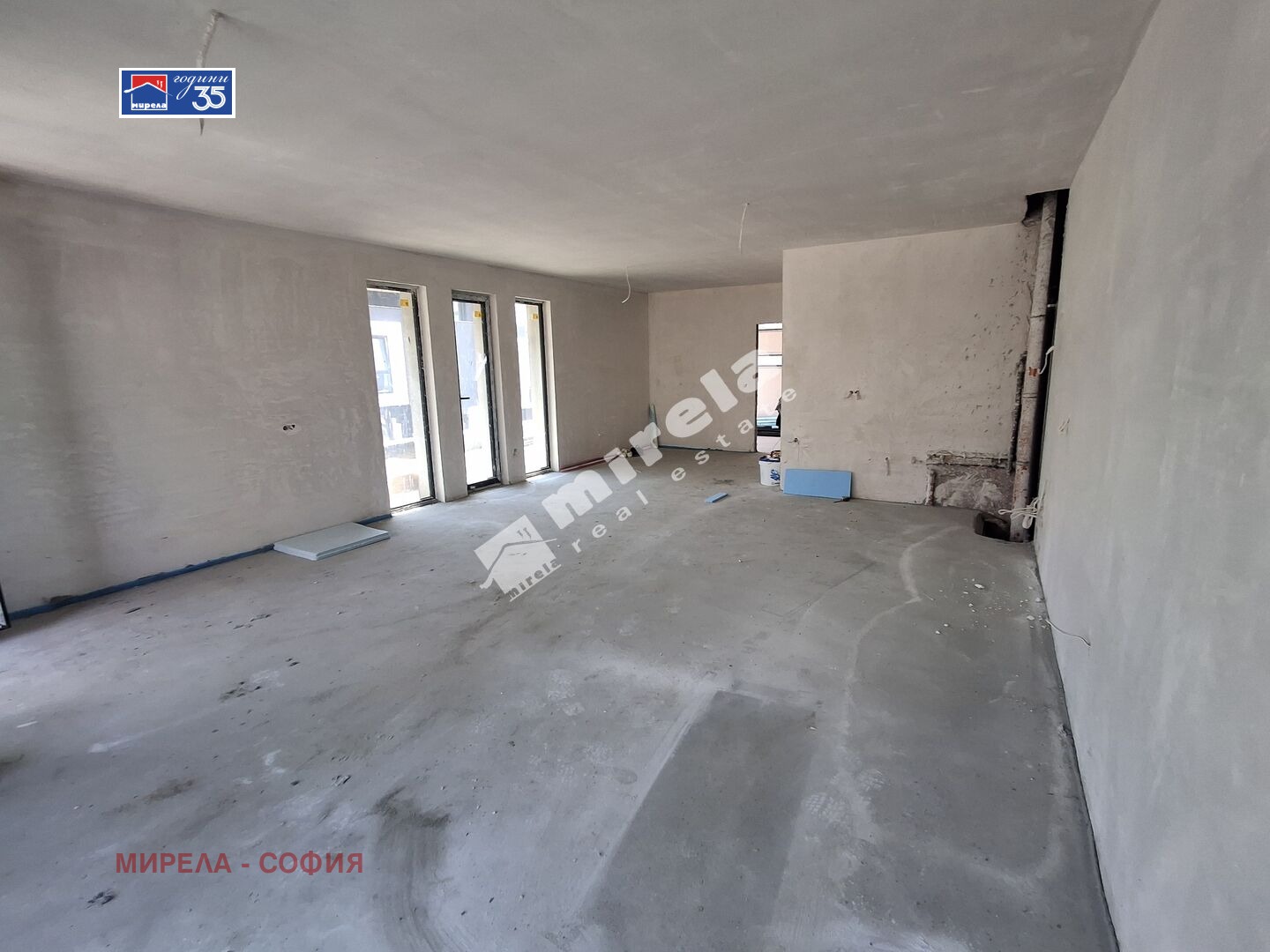 Продава КЪЩА, гр. София, Горна баня, снимка 2 - Къщи - 56096433