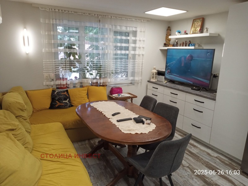 Продава ЕТАЖ ОТ КЪЩА в град Русе, Широк център - 105 кв.м / 285 000 € » 557 411.55 лв., СТОЛИЦА ИНВЕСТ