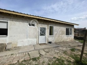 Casa Pavliceni, regiunea Veliko Tarnovo 1