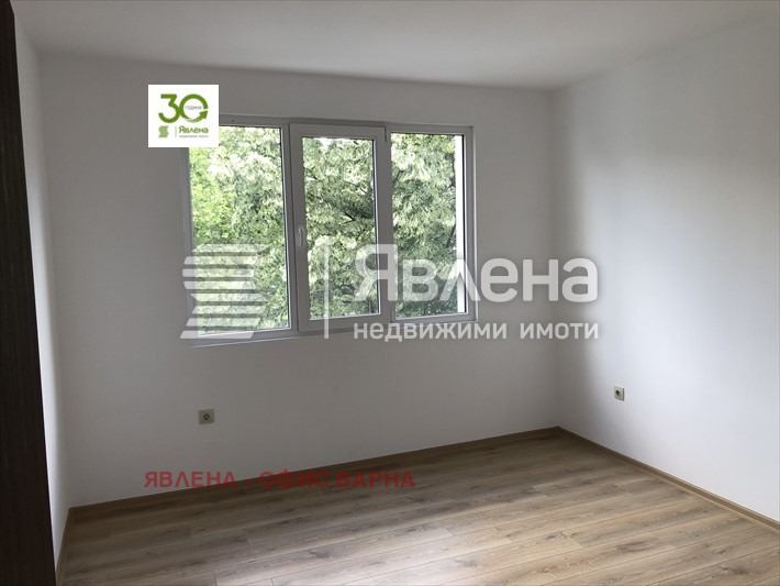 Продава 4-СТАЕН, гр. Варна, Цветен квартал, снимка 2 - Aпартаменти - 47297609